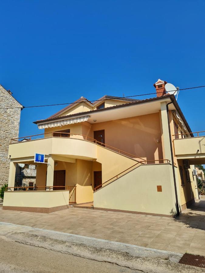 Apartment Manuel Novigrad  Exterior photo